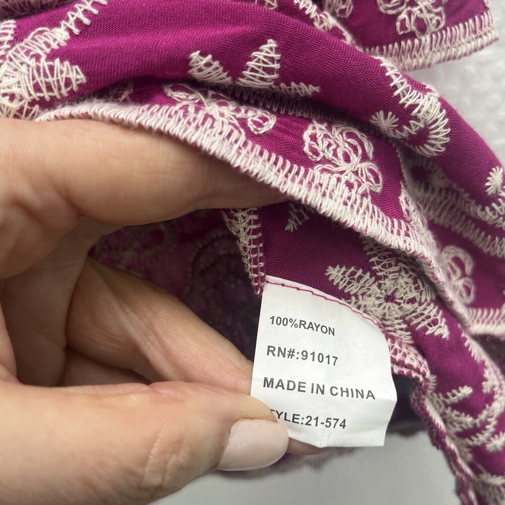 Solitaire Magenta Floral Embroidered Scallop Edge Boho Peasant Cottagecore Top L - Picture 7 of 9